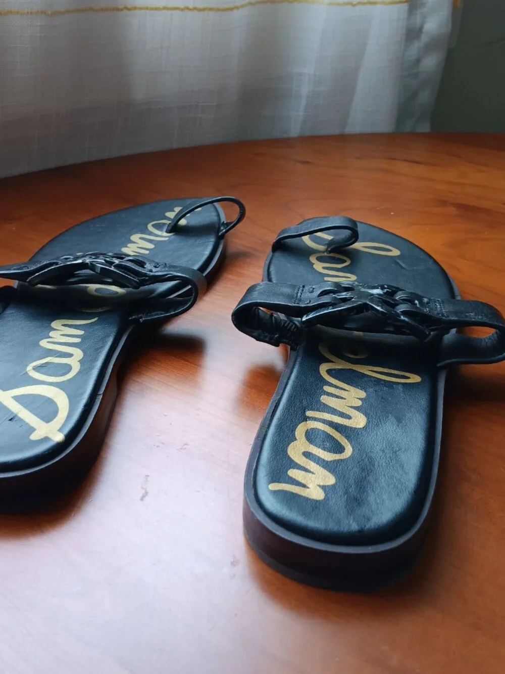 NWT Sam Edelman Black Ring Toe Tortoise Shell Buckle Flat Sandals Size 7 1/2 - Picture 4 of 7